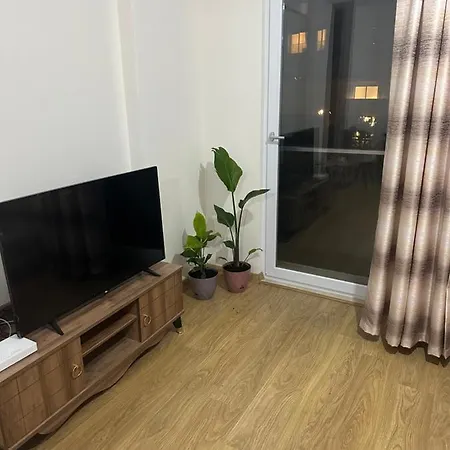 2 Bedroom In An Sexy Compound With Balcony Apartament